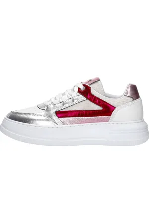 Red rag discount sneakers dames sale