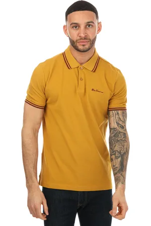 Ben Sherman Poloshirt met dubbele contrasterende streep voor heren, mosterdbruin