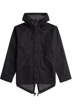 Fred Perry J1541 102 zware twill zwarte parka jas