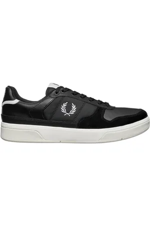 Fred Perry B7123 102 zwarte sneakers