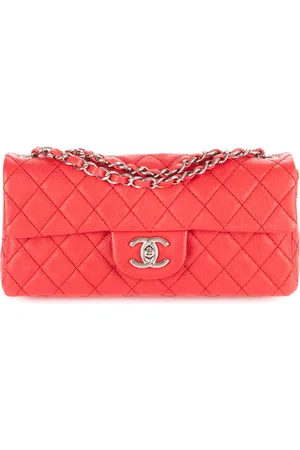 CHANEL East West Flap Schoudertas