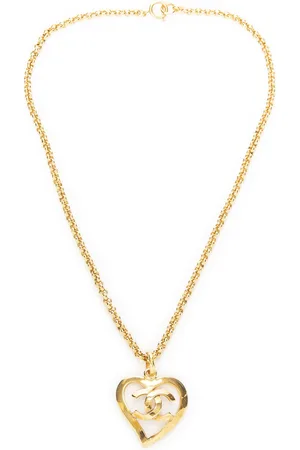 CHANEL CC Heart Pendant Chain Necklace Ketting