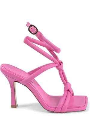 DEE OCLEPPO Betty Haksandaal