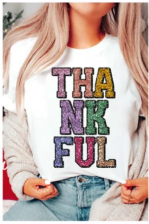 Azura Exchange Witte Warmte-overdracht Geprinte DANKBAAR Brief Graphic T-shirt