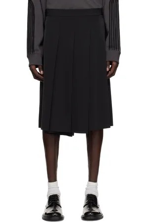 SONG FOR THE MUTE Pleated Shorts