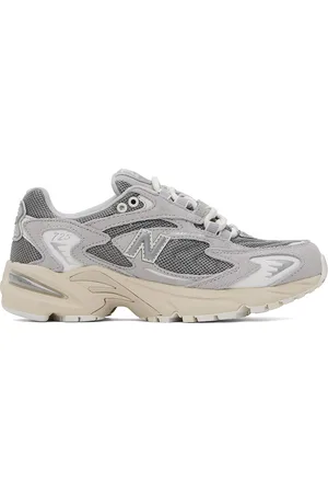 New Balance Gray 725V1 Sneakers