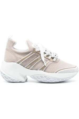 Roger Vivier Viv Run Sneakers