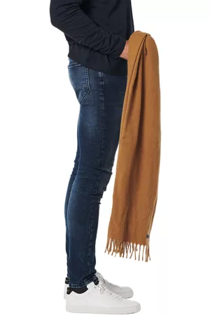 No Excess Scarf woven solid dark fudge