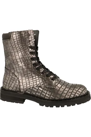Hip Sneakers