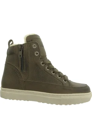 Giga Sneakers