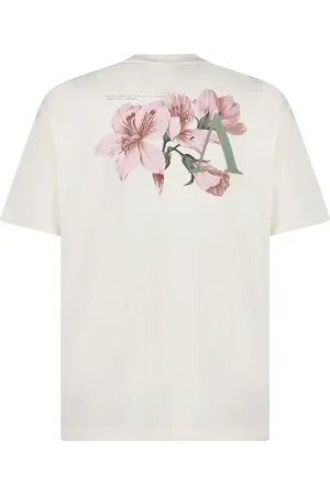 Aeden Legend tee off