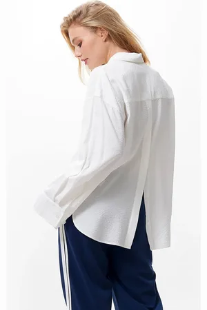 Catwalk Junkie 2502013604 double placket blouse