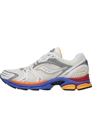 Saucony Progrid triumph 4 white sneakers
