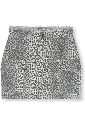 Refined Department Rok r2502276594