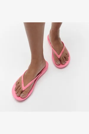 FitFlop Iqushion ergonomic flip-flops tpu