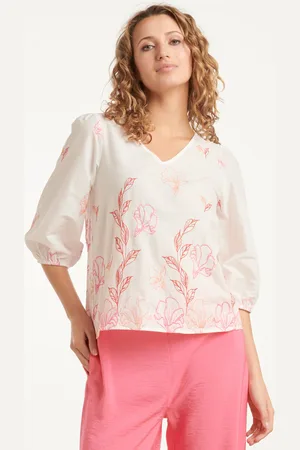 Smashed Lemon 25262 te top met bloemenborduurselsv-hals |