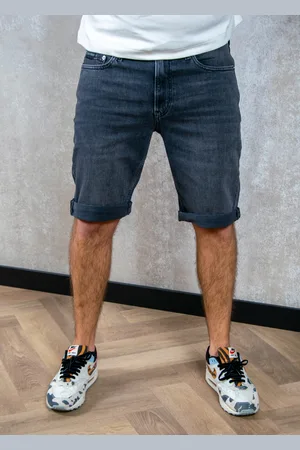 Calvin Klein Slim short