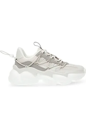 Steve Madden Spectator