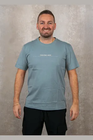 Calvin Klein Minimal logo tee