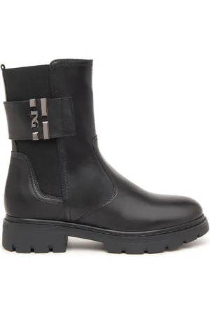 Nero Giardini Sportieve boots