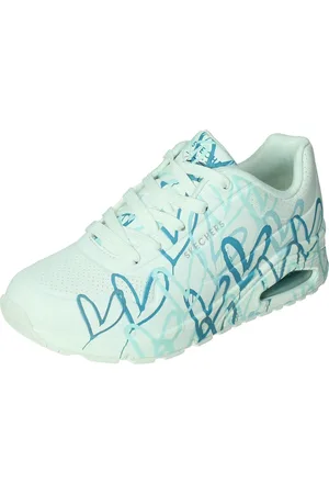 Skechers Uno spread the love