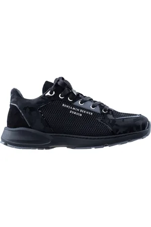 Benjamin Berner Vento reflective camouflage