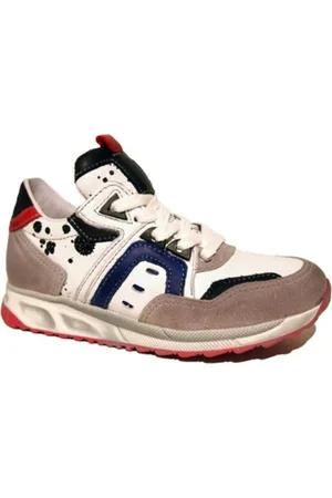 Giga 7413 E49A25 div. kl. Sneakers