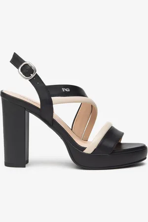 Nero Giardini Zwarte Sandalen met blokhak