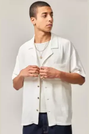 Archive At UO Chemise en lin ivoire Archive chez UO par en taille: XS