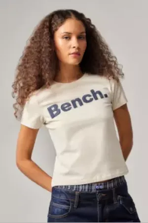 Bench T-shirt Ecru Applique UO Exclusive en taille: XS
