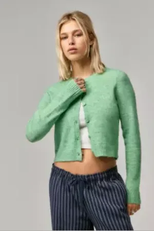 BDG Cardigan Douillet Devan en taille: Large