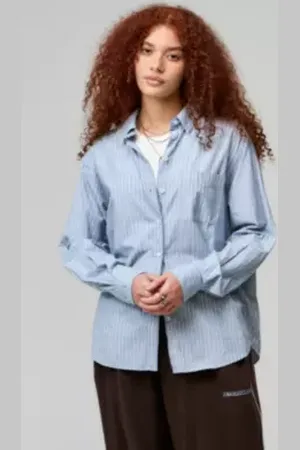 Archive At UO Chemise à manches longues rayée bleue en taille: Medium