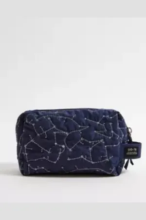 Urban Outfitters Trousse de maquillage céleste pour popcorn de nouveauté UO par en taille: TAILLE UNIQUE