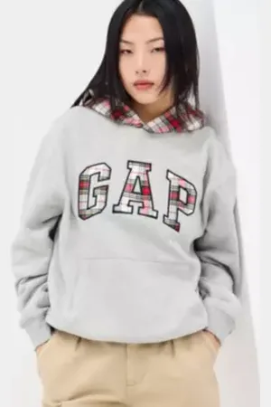 GAP Sweat à capuche à logo à carreaux gris chiné en taille: XS