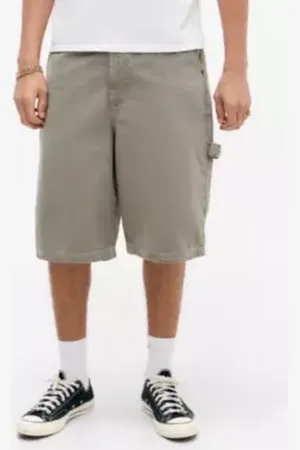 BDG Sage Oversized Carpenter Shorts en taille: 28