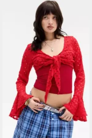Kimchi Blue Boléro en maille à naud devant Opal en taille: XS