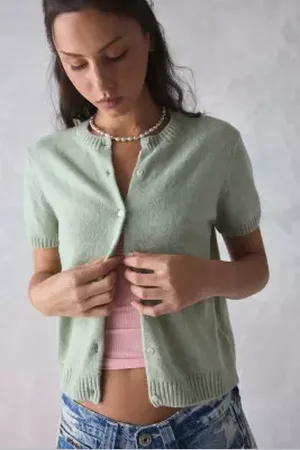 Urban Outfitters UO Rachel Short Sleeve Cardigan par en taille: XS