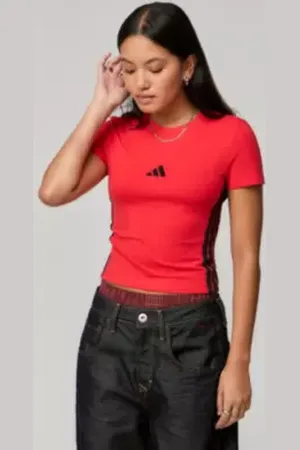 adidas T-shirt bébé à 3 bandes rouges taille: XS