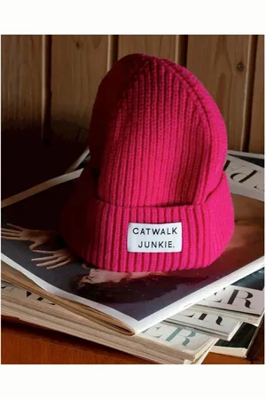Catwalk Junkie Be bold beanie