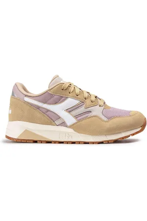 Diadora Lage dames sneakers model n902