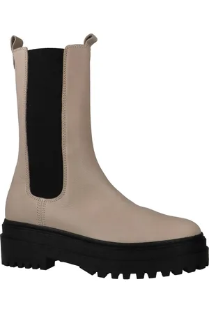 Red Rag Boots