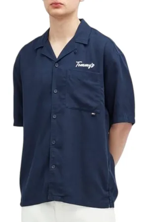 Tommy Hilfiger Resort vacation shirt