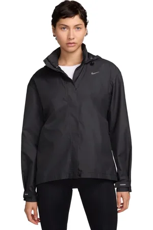 Nike Fast swoosh repel