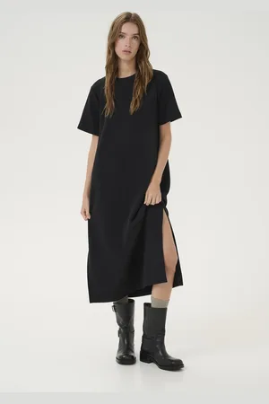My Essential Wardrobe 10705075 helle r-neck long dress