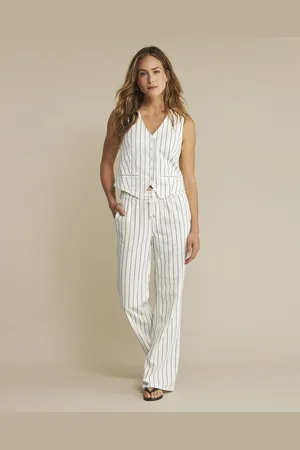Red Button Linen stripe