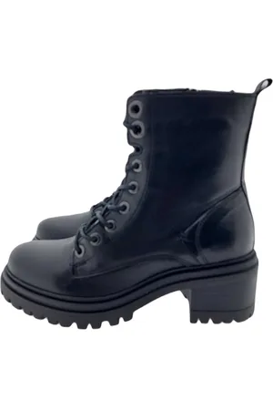Creator B-3297 boots