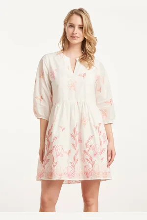 Smashed Lemon 25263 te bloemen geborduurde korte jurk met v-hals |