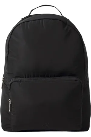 Calvin Klein Over center zip rugtas