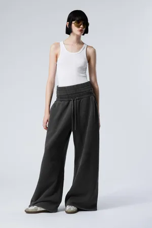 Weekday Double-Layered Standard Sweatpants
