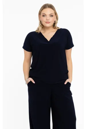Basics T-shirt v-hals DOLCE 58/60